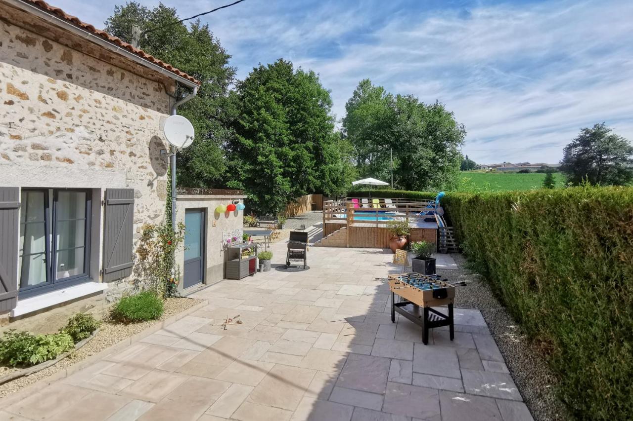 Gite Du Moulin Toucan Berneuil  Zewnętrze zdjęcie